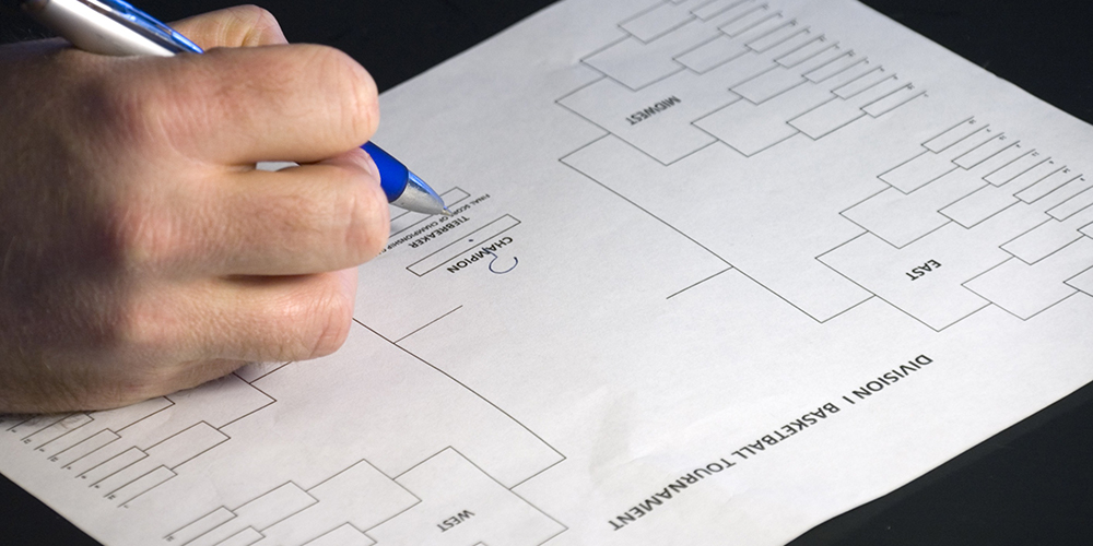 Media madness: A sweet sixteen bracket for top news of 2017